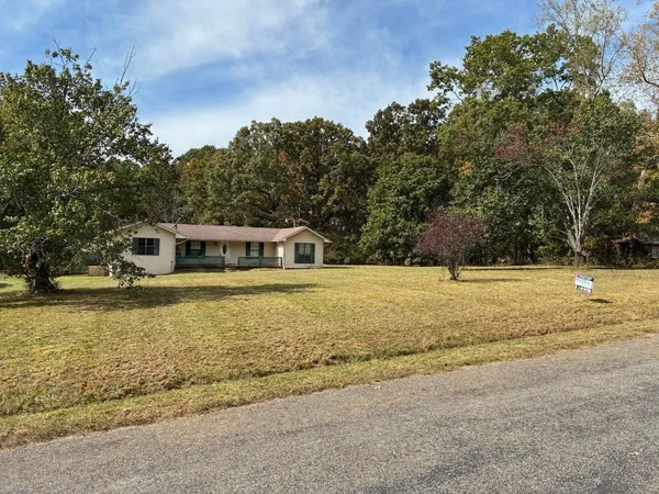 $1,350 | 538 Mt Nebo Road, Iron City, TN 38463