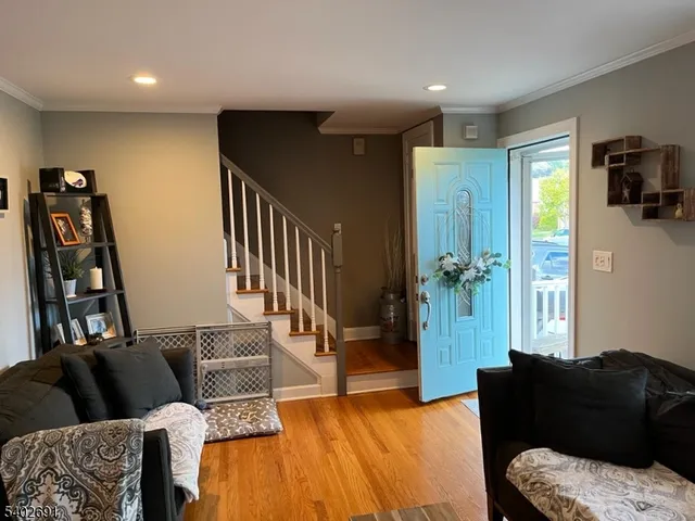 $3,800 | 136 Birchwood Road, Linden, NJ 07036