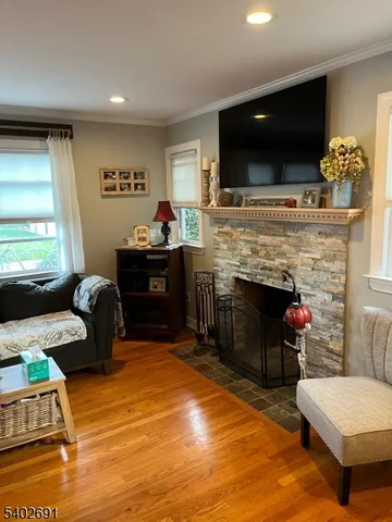 $3,800 | 136 Birchwood Road, Linden, NJ 07036