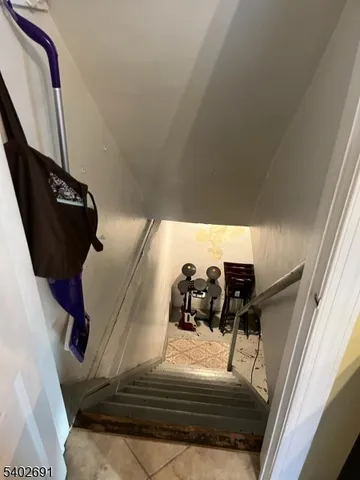 $3,800 | 136 Birchwood Road, Linden, NJ 07036