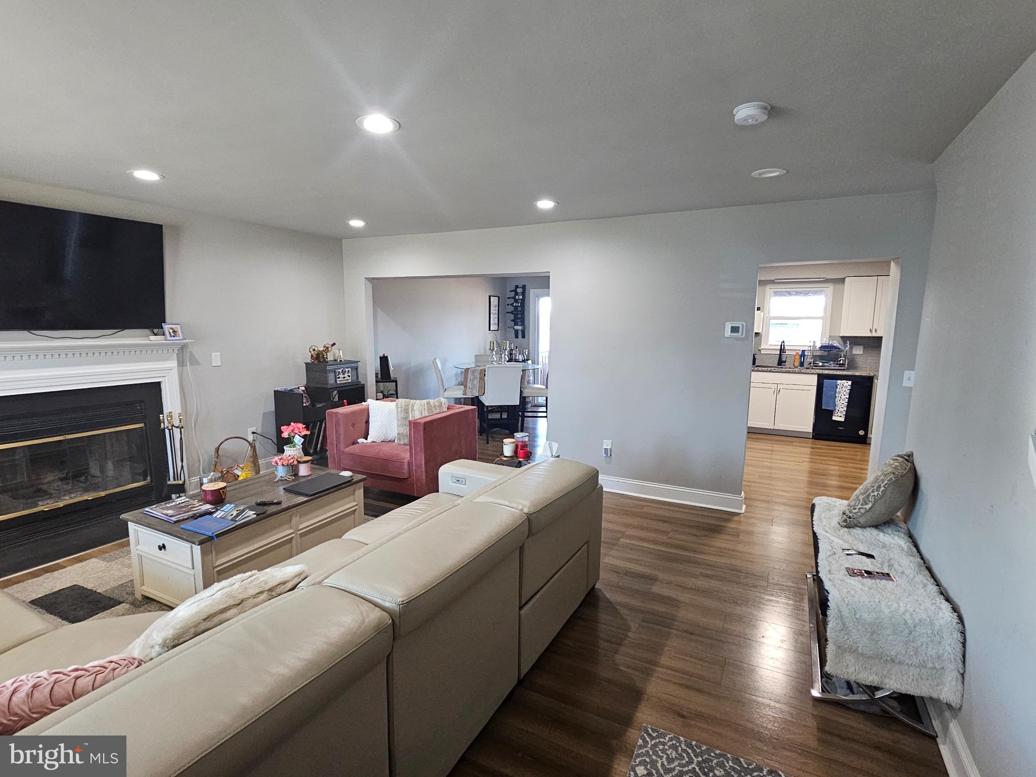 3108 Sounding Drive Edgewood, MD 21040 - Photo 4 of 37 Spacious living area with modern charm.