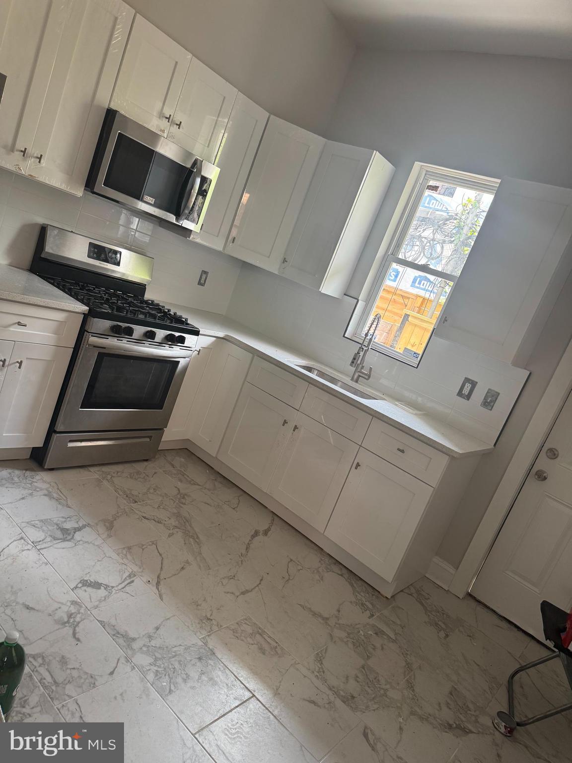 2518 North 33rd Street Philadelphia, PA 19132 - Photo 3 of 8