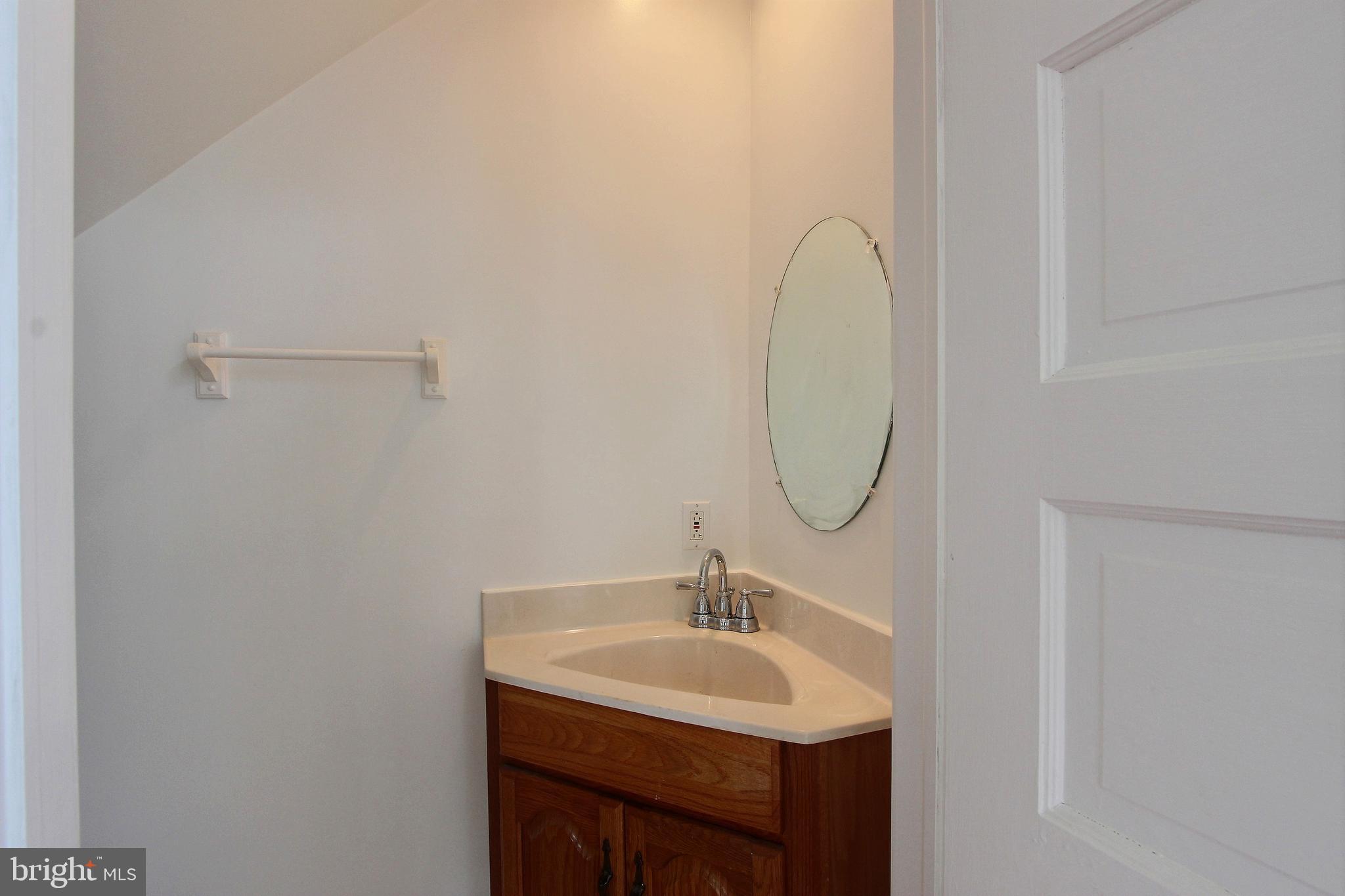 26029 Frederick Road Clarksburg, MD 20871 - Photo 21 of 42 First Floor Bath