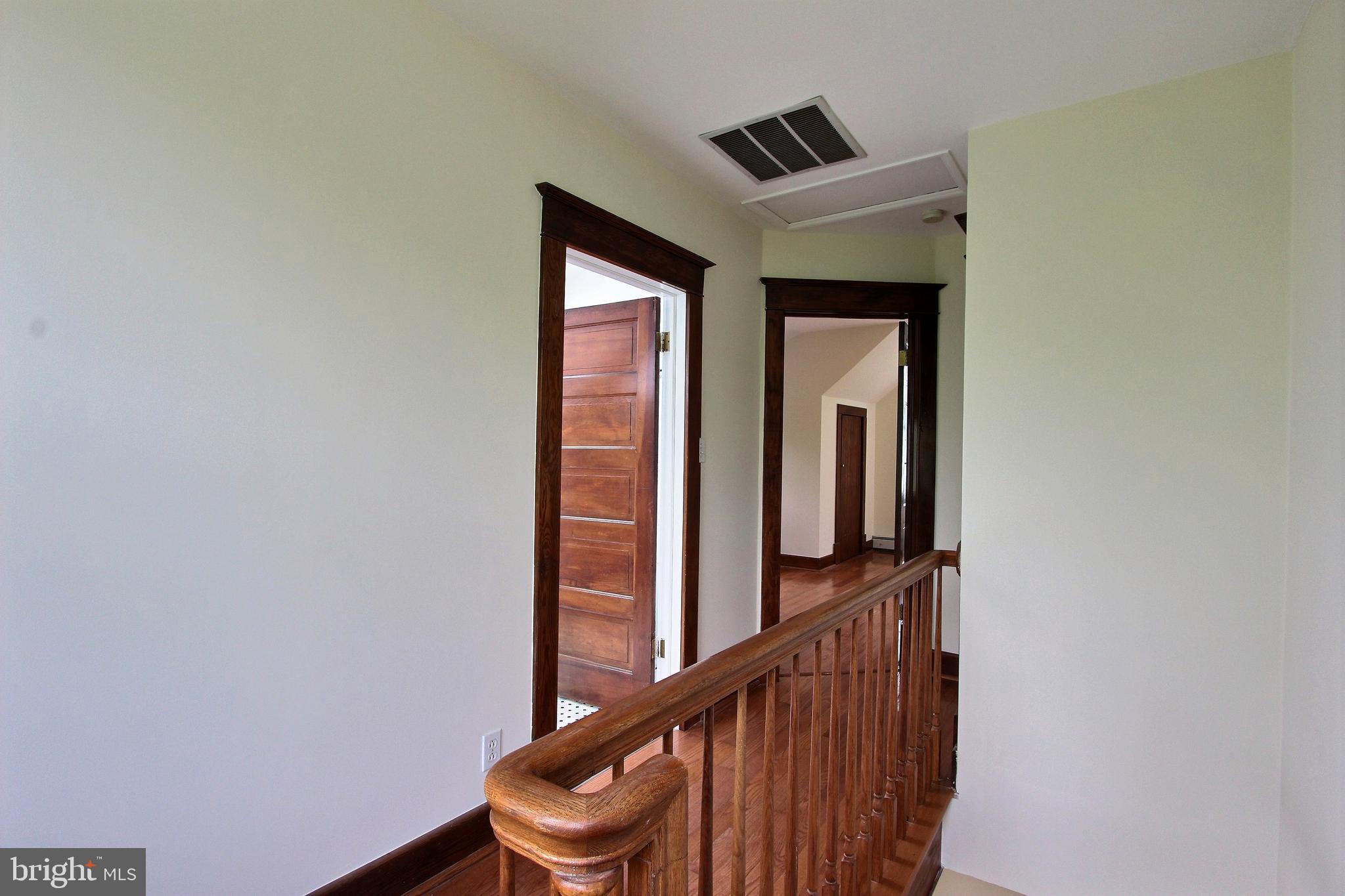 26029 Frederick Road Clarksburg, MD 20871 - Photo 22 of 42 Upstairs Hallway