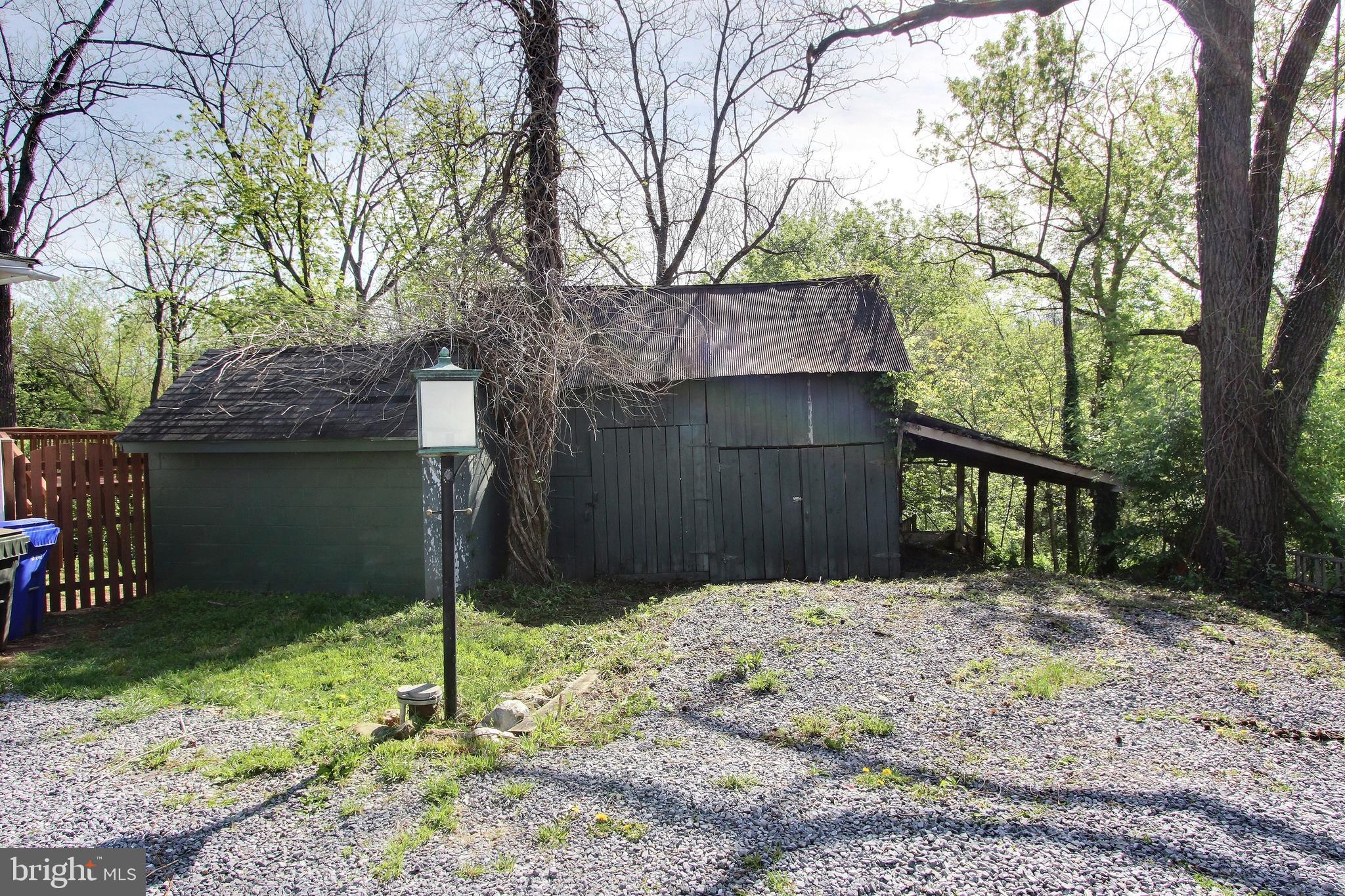 26029 Frederick Road Clarksburg, MD 20871 - Photo 40 of 42 Blacksmith's Shed
