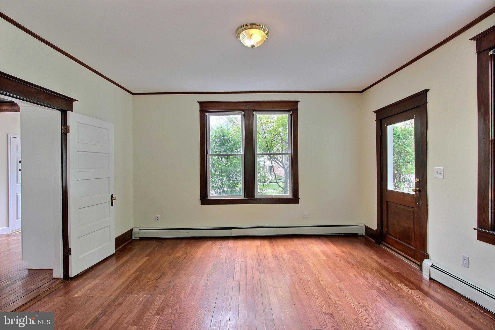 26029 Frederick Road Clarksburg, MD 20871 - Photo 5 of 42 Dining Room