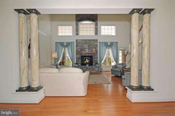 2428 Mill Race Road Frederick, MD 21701 - Photo 15 of 25 Family Room