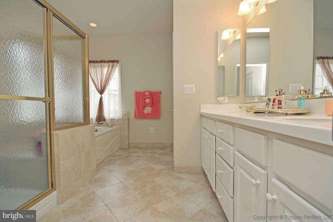 2428 Mill Race Road Frederick, MD 21701 - Photo 20 of 25 Bath (Master)