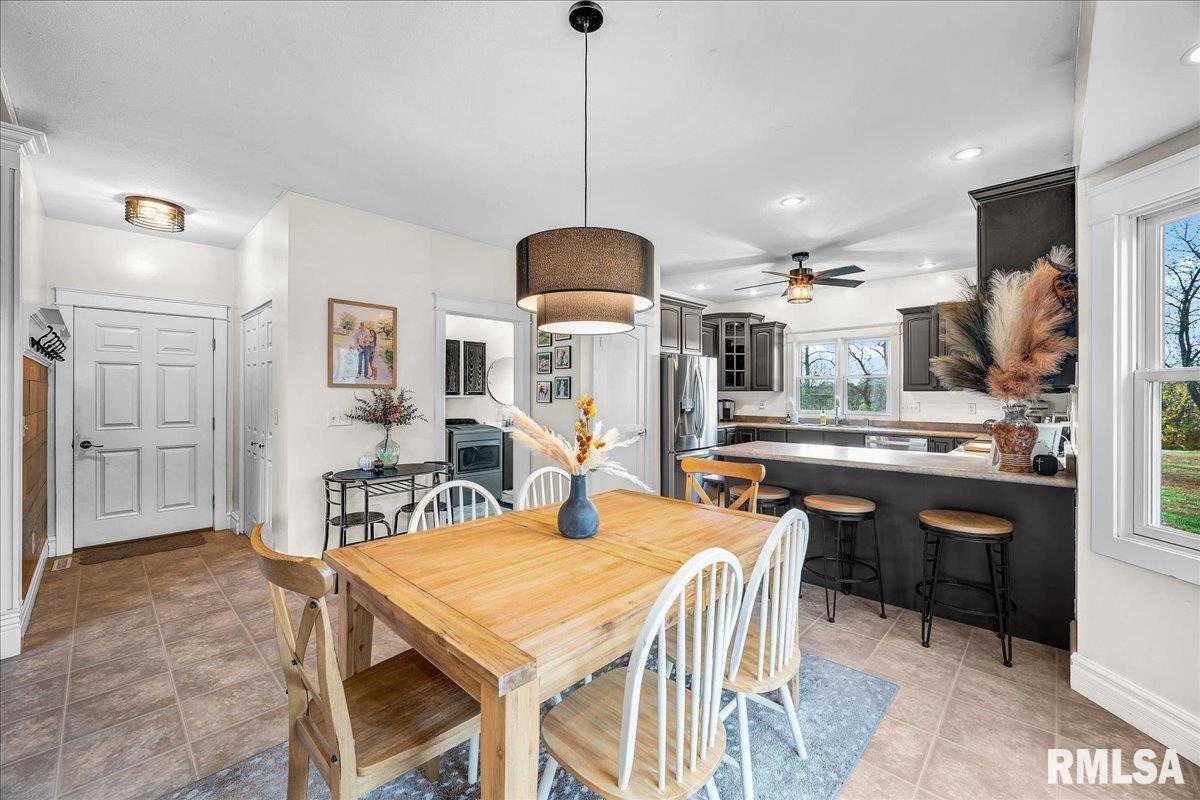 493 Reaba Avenue Congerville, IL 61729 - Photo 14 of 68