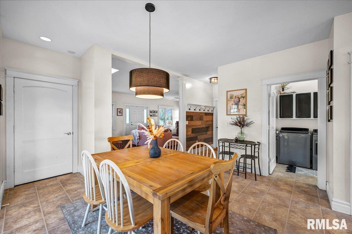 493 Reaba Avenue Congerville, IL 61729 - Photo 20 of 68