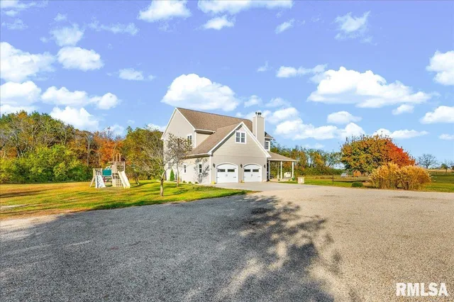 $490,000 | 493 Reaba Avenue, Congerville, IL 61729