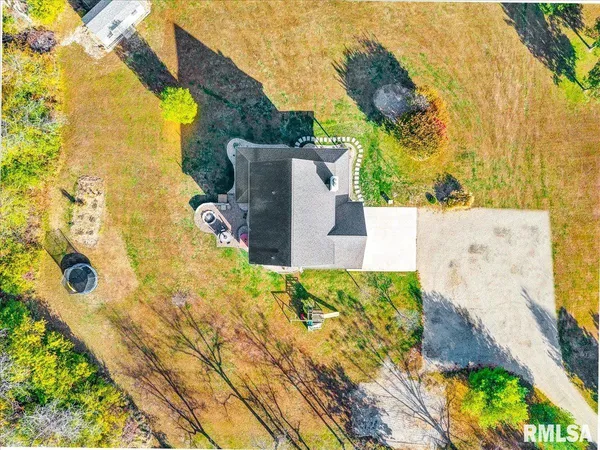 $480,000 | 493 Reaba Avenue, Congerville, IL 61729