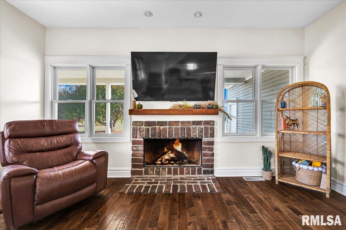 493 Reaba Avenue Congerville, IL 61729 - Photo 9 of 68