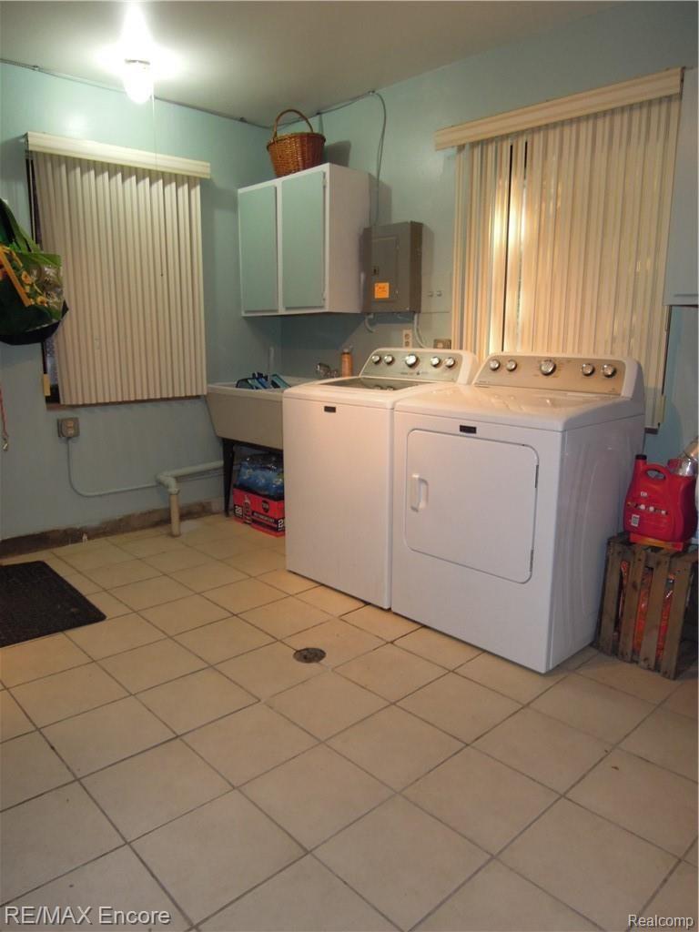 8260 Messmore Road Utica, MI 48317 - Photo 44 of 52 DSCN9832.JPG