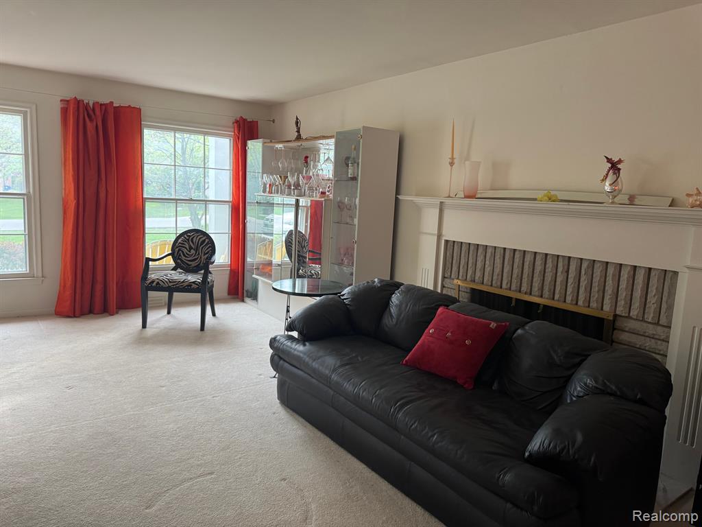 5819 Raven Road Bloomfield Hills, MI 48301 - Photo 17 of 42