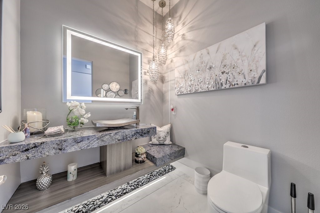 671 Scenic Rim Drive Henderson, NV 89012 - Photo 25 of 80 Powder room