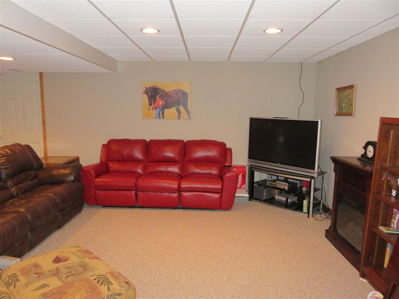 175 West Grand River Road Owosso, MI 48867 - Photo 9 of 37 31294263-8.JPG