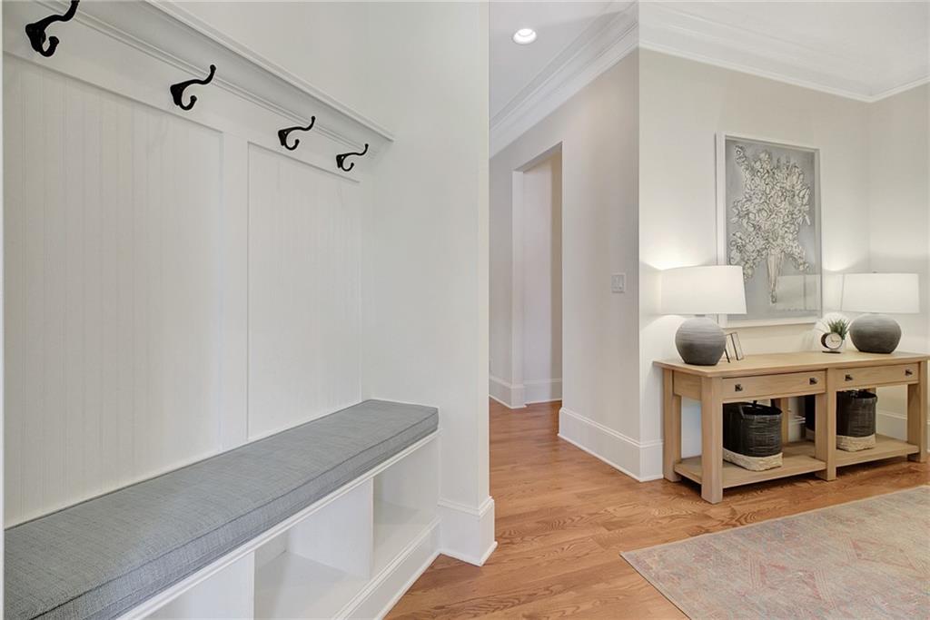 25 Paragon Point Newnan, GA 30265 - Photo 52 of 127 a living room with furniture and a table