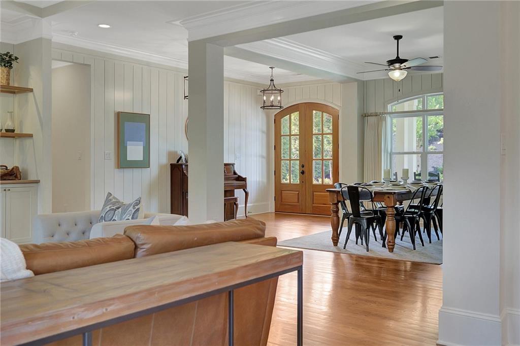 25 Paragon Point Newnan, GA 30265 - Photo 8 of 127 a living room with furniture and a large window