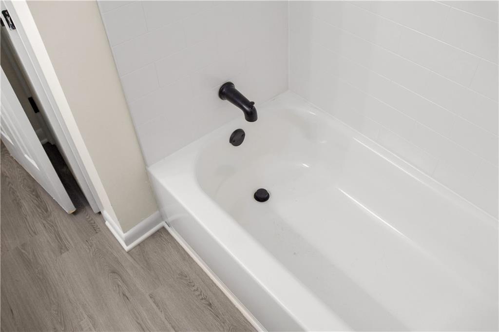 3530 Turner Heights Drive Decatur, GA 30032 - Photo 13 of 22 a bathroom with a bathtub