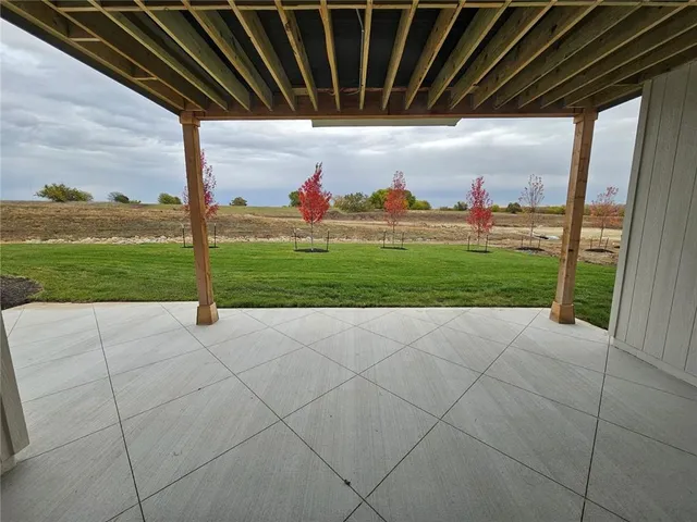 $974,900 | 11233 South Sunray Drive, Olathe, KS 66061