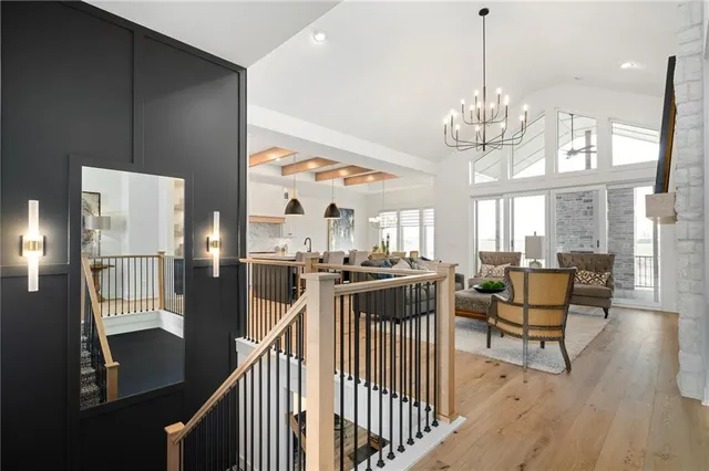 $989,900 | 11233 South Sunray Drive, Olathe, KS 66061