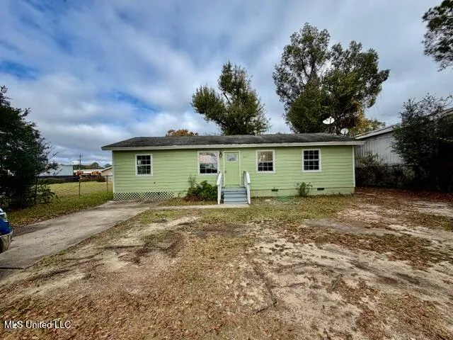 $1,000 | 3625 Davis Avenue, Moss Point, MS 39563