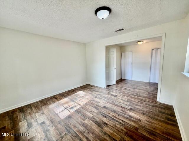 3625 Davis Avenue Moss Point, MS 39563 - Photo 4 of 14 IMG_5213