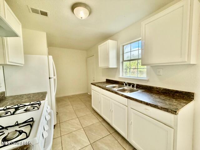 3625 Davis Avenue Moss Point, MS 39563 - Photo 9 of 14 IMG_5203