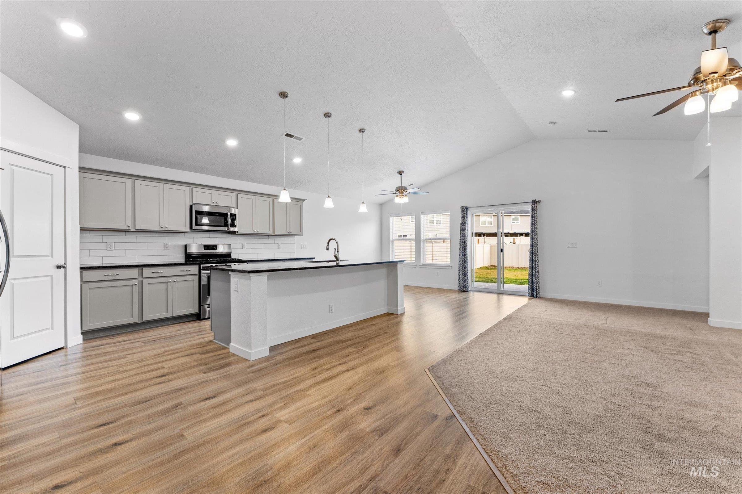 17798 Goose Ridge Avenue Nampa, ID 83687 - Photo 5 of 30