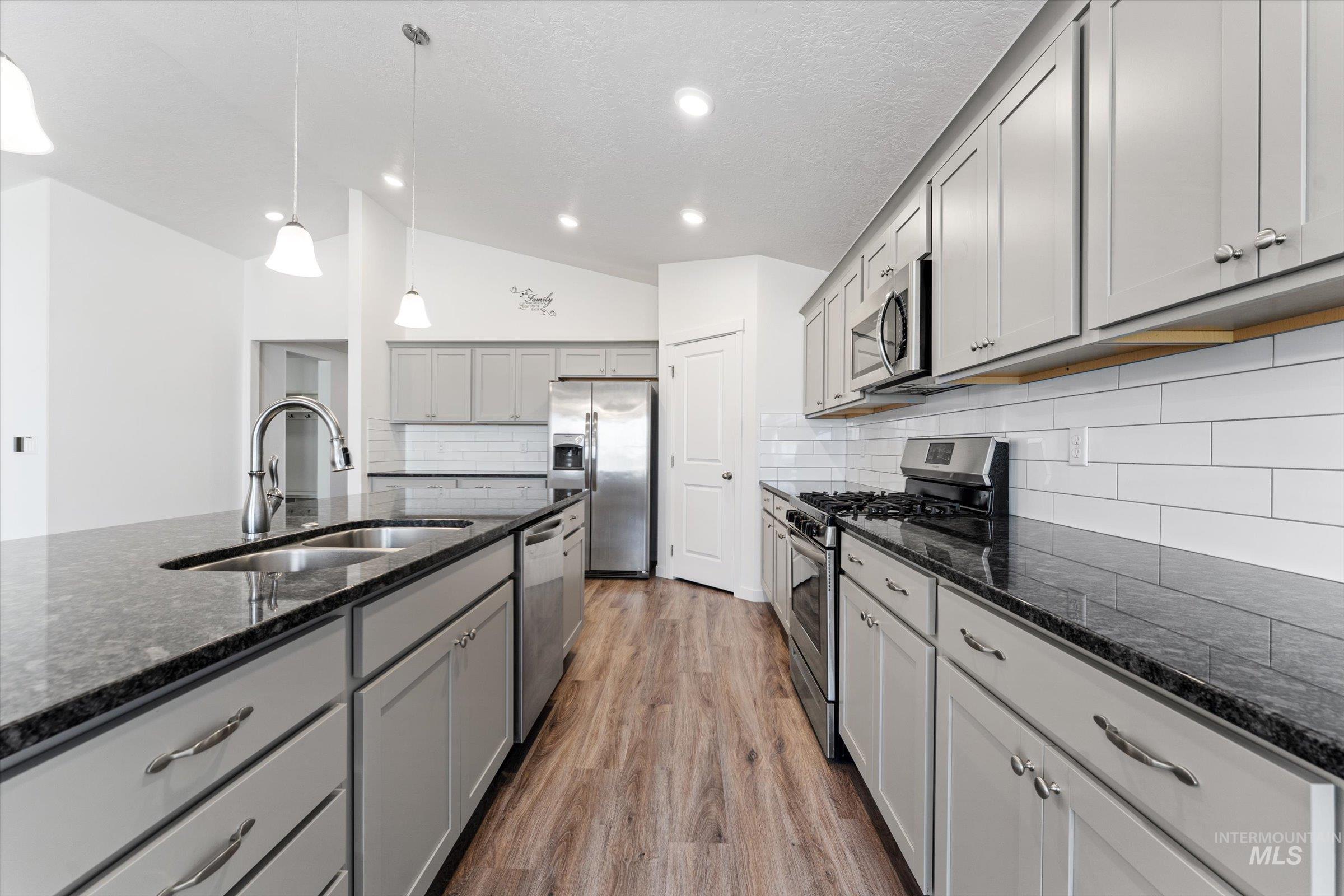 17798 Goose Ridge Avenue Nampa, ID 83687 - Photo 8 of 30