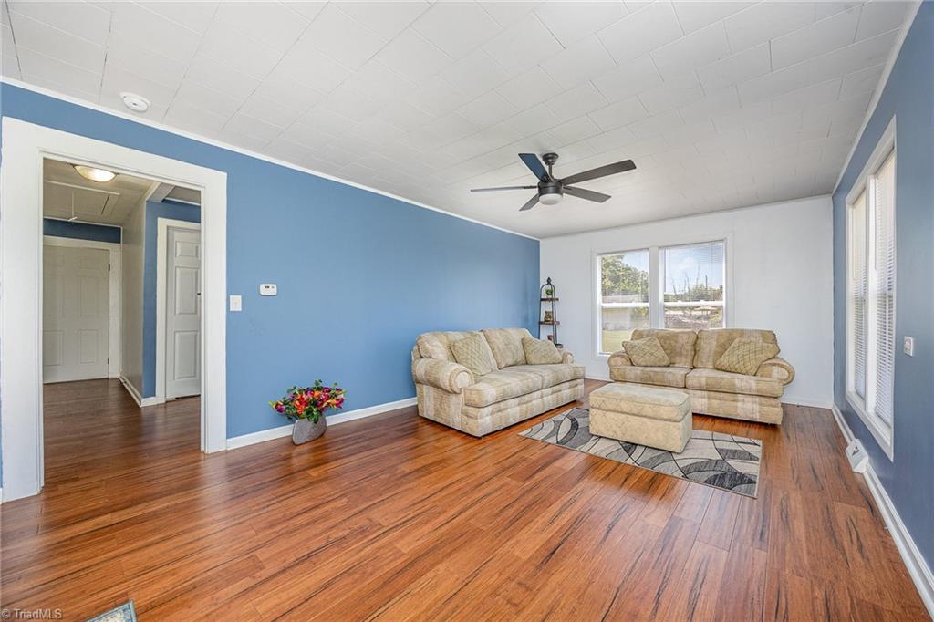 7 Forest Hill Road Lexington, NC 27295 - Photo 4 of 17 Gallery Image 4