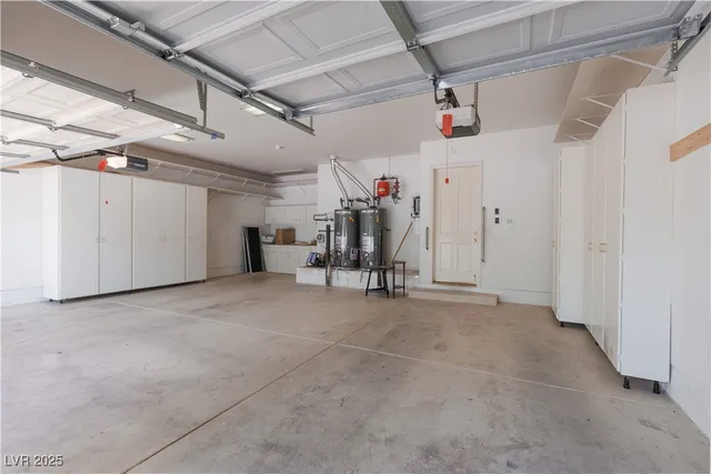 $1,900,000 | 9008 Emerald Hill Way, Las Vegas, NV 89117