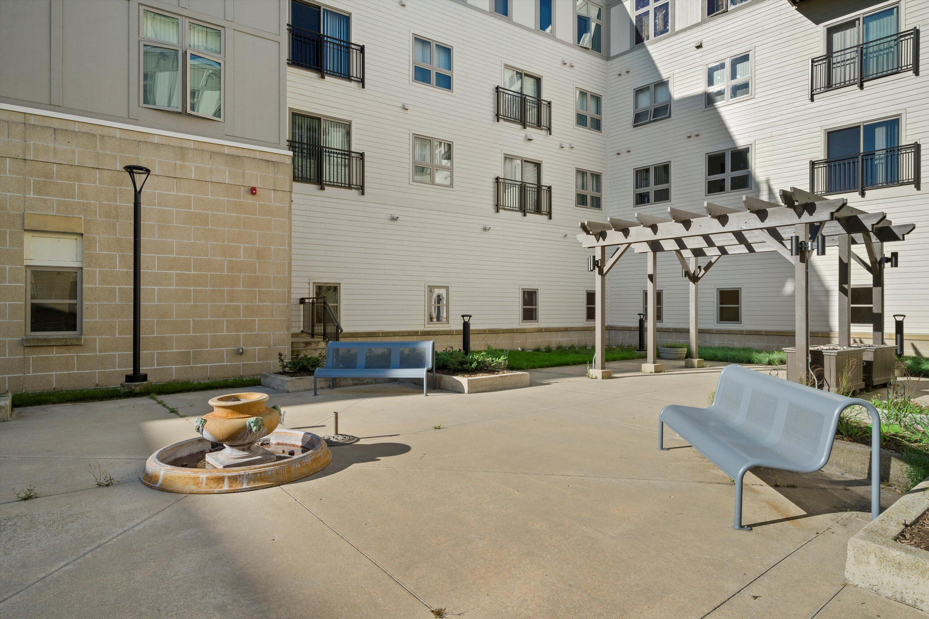 141 Main Street, Unit 430 Racine, WI 53403 - Photo 32 of 41 Courtyard