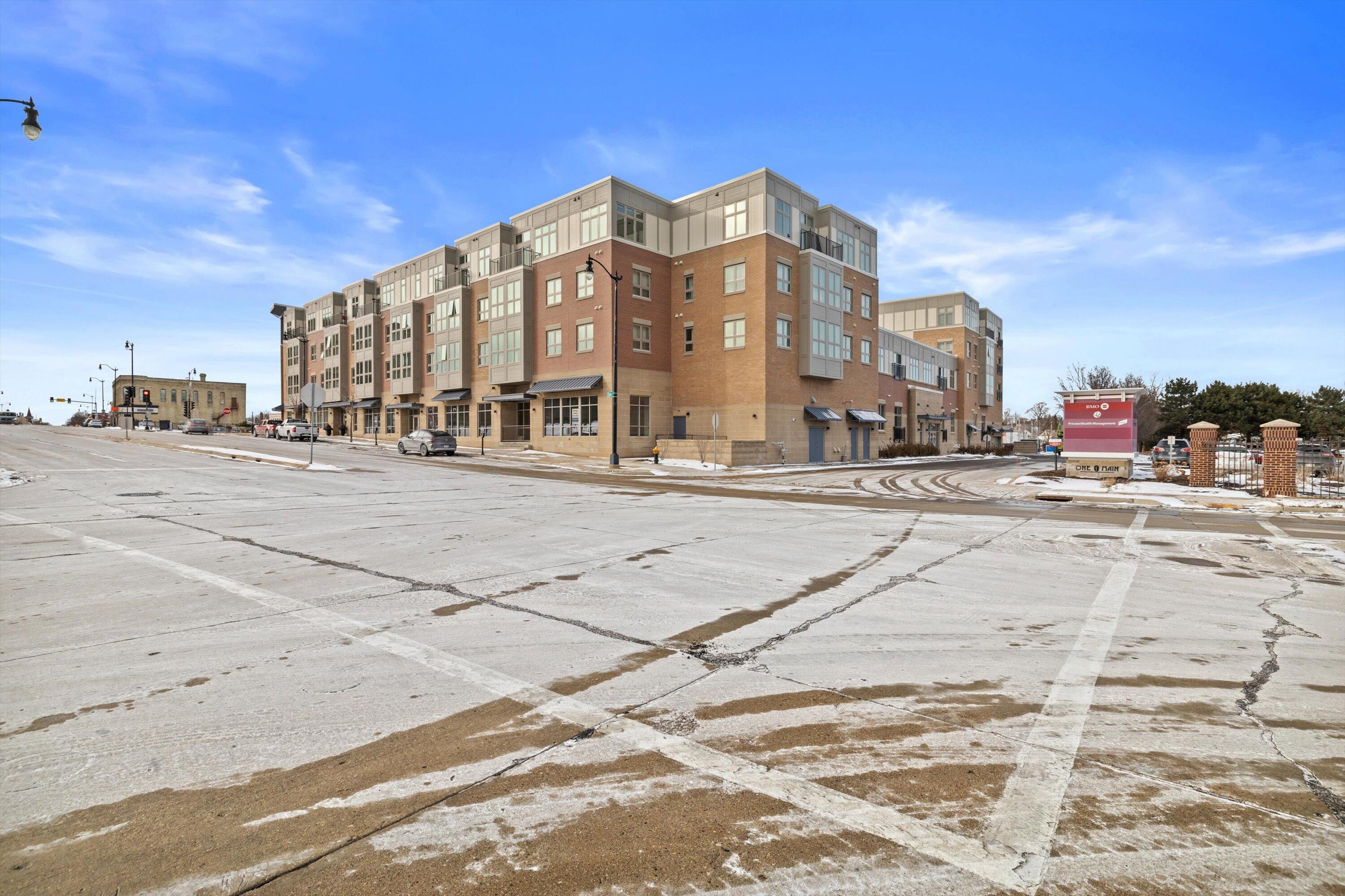 141 Main Street, Unit 430 Racine, WI 53403 - Photo 41 of 41 Exterior