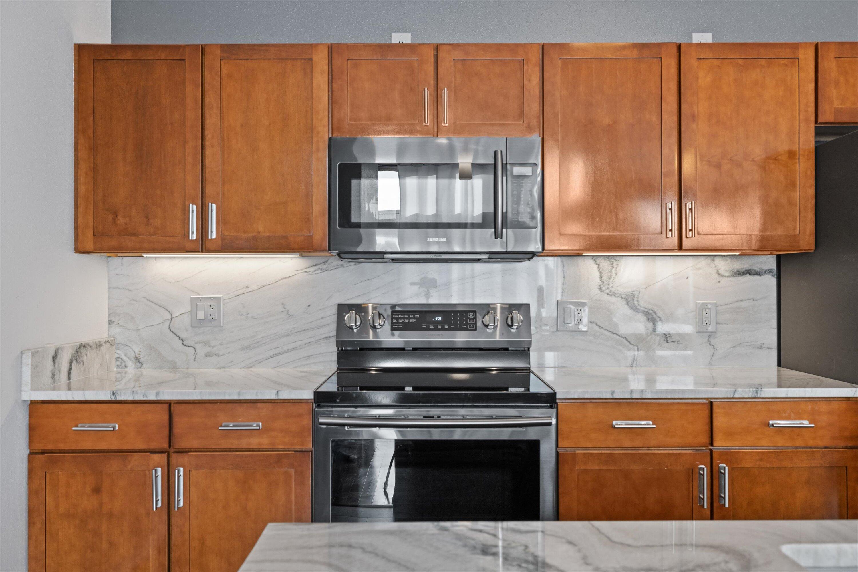 141 Main Street, Unit 430 Racine, WI 53403 - Photo 9 of 41 Custom Cabinetry