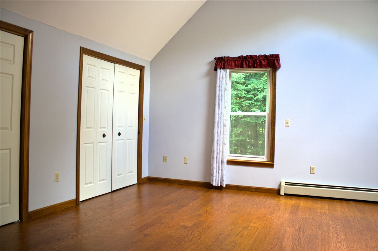 41 Greenwood Road Weare, NH 03281 - Photo 15 of 27