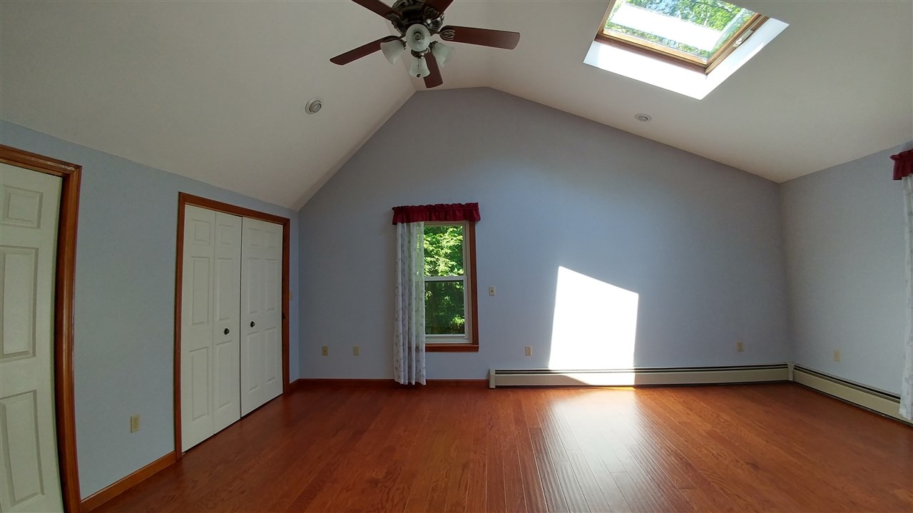41 Greenwood Road Weare, NH 03281 - Photo 17 of 27
