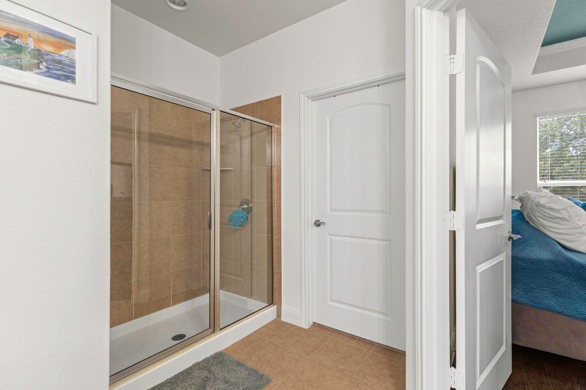 706 Kite Ridge Street Georgetown, TX 78633 - Photo 24 of 36 a view of bathroom