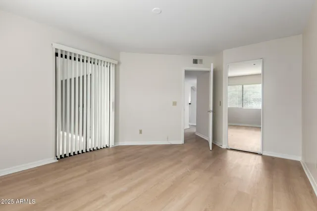 $1,975 | 5104 North 32nd Street, Unit 332, Phoenix, AZ 85018