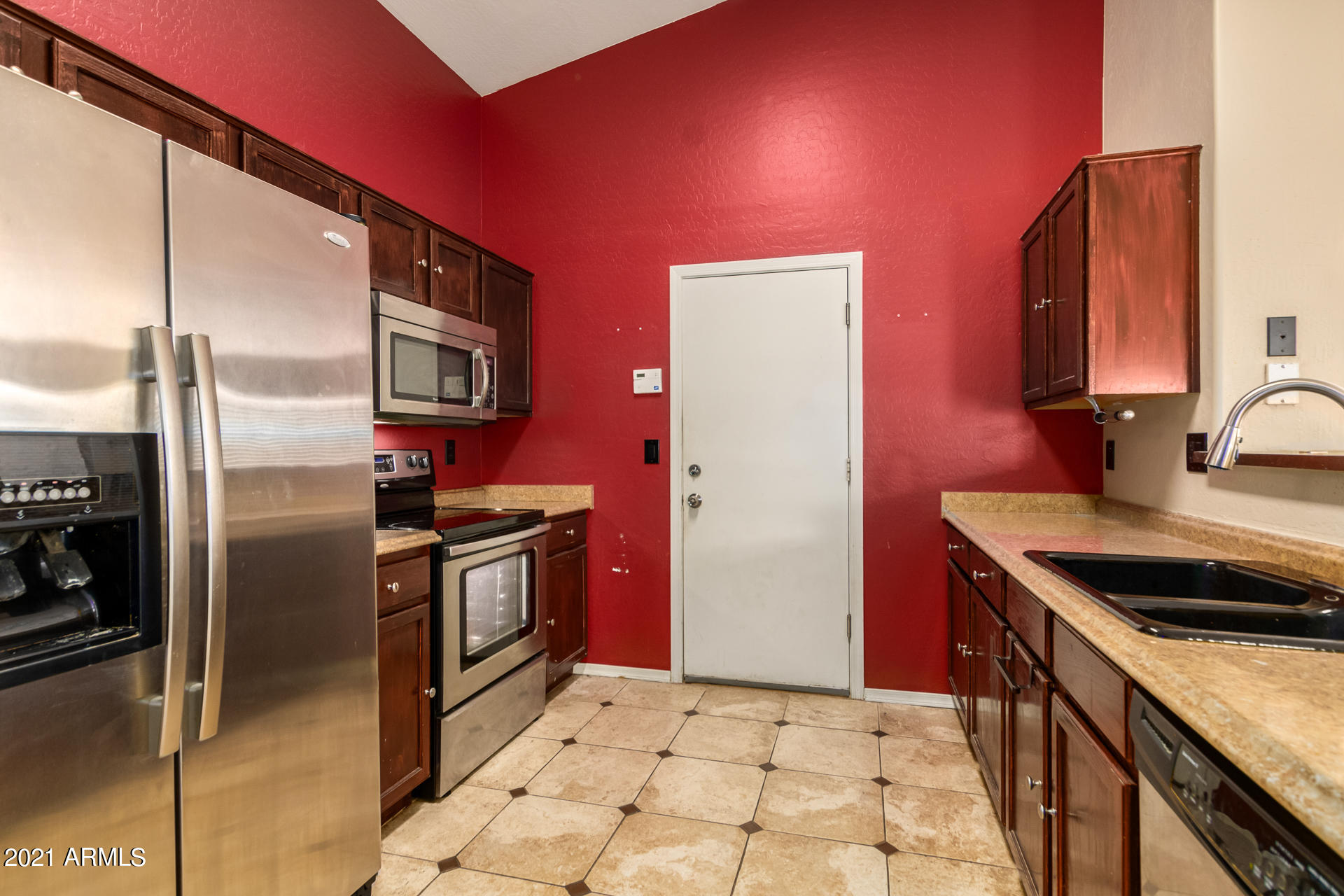 14740 West Redfield Road Surprise, AZ 85379 - Photo 9 of 23 11-Redfield