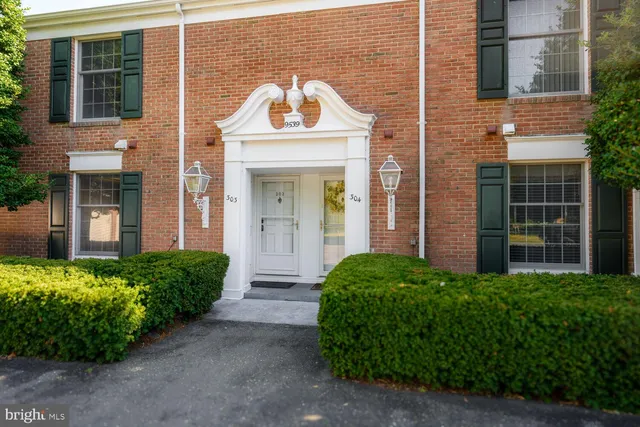 a view of a house with a big yard