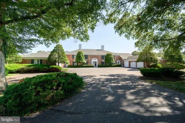 $360,000 | 9539 Quail Hollow Drive, Unit 303, St. Michaels, MD 21663