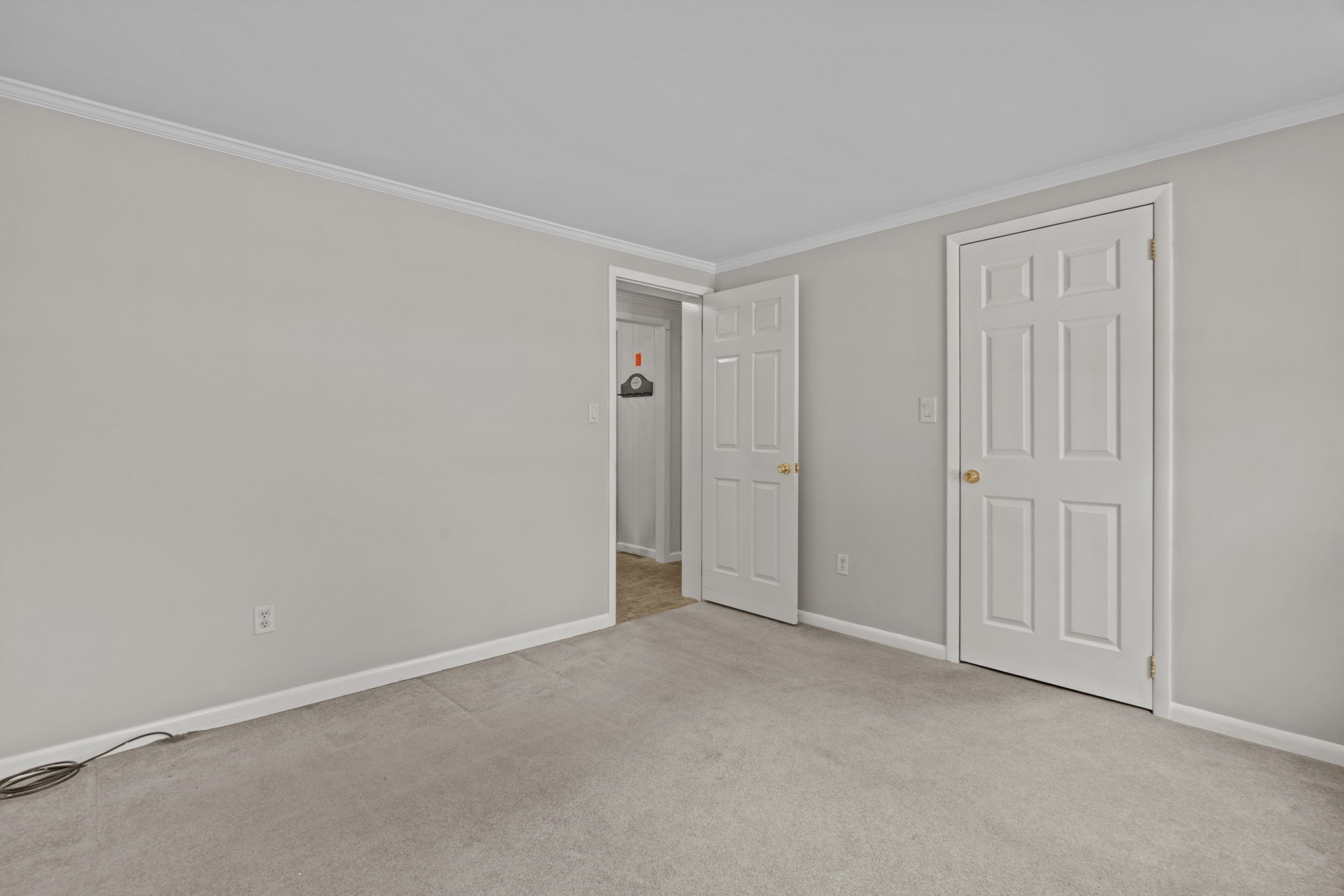 23 Castle Road Attleboro, MA 02703 - Photo 15 of 38 Gallery Image 15