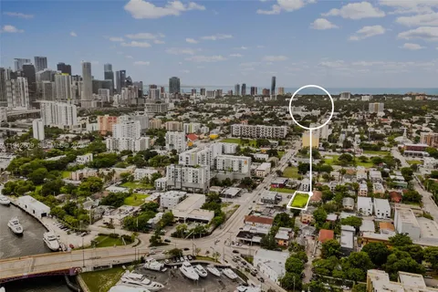 $795,000 | 818 Northwest 3rd Street, Miami, FL 33128