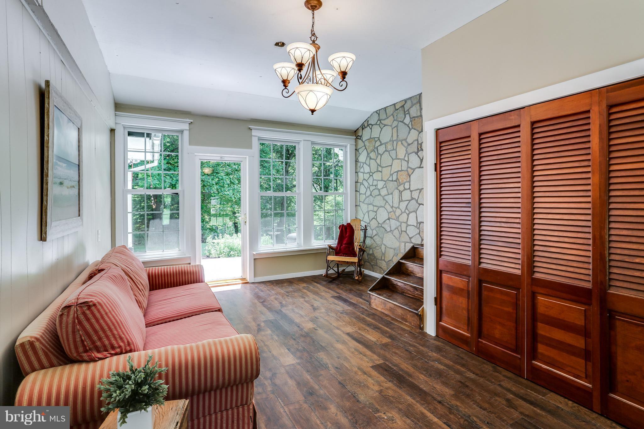 5175 Green Bridge Road Dayton, MD 21036 - Photo 21 of 30 Owners Bedroom Sitting Area