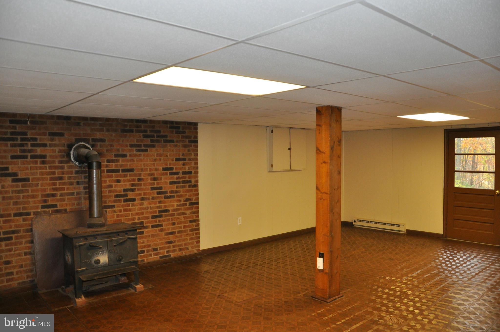 2703 Indian Run Road Amissville, VA 20106 - Photo 19 of 27 Interior (General)