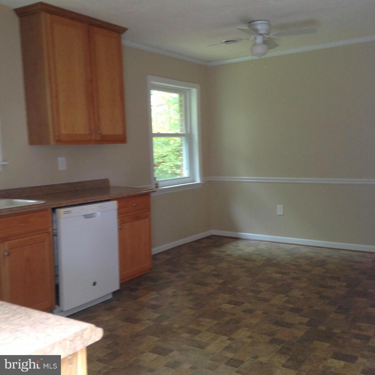 2703 Indian Run Road Amissville, VA 20106 - Photo 7 of 27 Dining Room