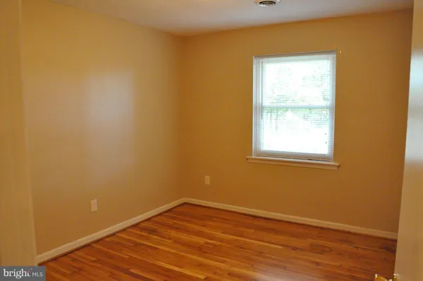 $2,100 | 2703 Indian Run Road, Amissville, VA 20106