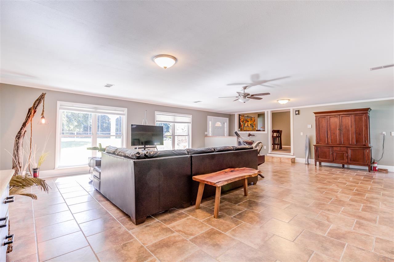 9965 Beulah Road Pensacola, FL 32526 - Photo 5 of 33 Gallery Image 5